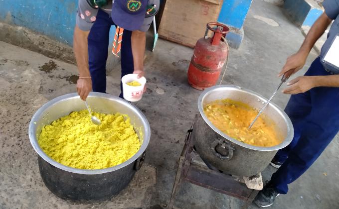 जरूरतमंद लोगो के लिए निरंतर गतिशील  स्काउट रसोई का संचालन !! 