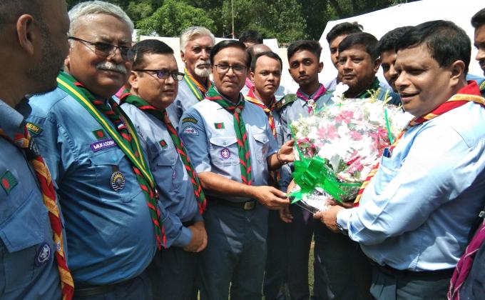 Greetings to the chief guest