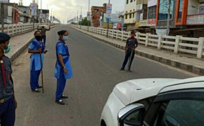 service traffic police in this corona time 