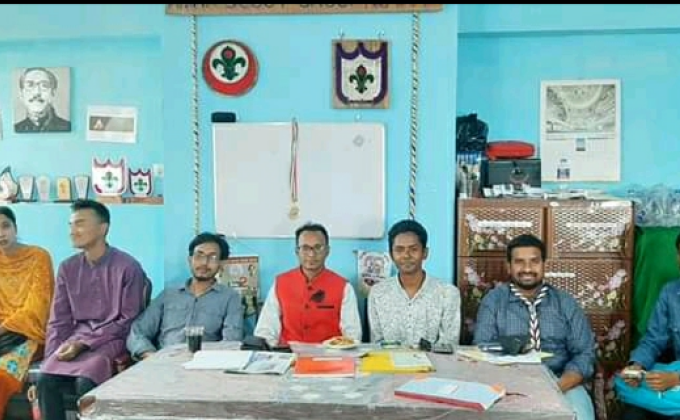 সাপ্তাহিক ক্রমিটিং এ নতুন নতুন অনেক কিচ্ছু শিখতে পাড়া যায় যা স্কাউটের সাথে সরাসরি সংযুক্ত, যা আমাদের সামনের সময়গুলো'তে  লাগে স্কাউট এর বিভিন্ন কাজে। 