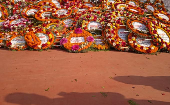 মহান আন্তর্জাতিক মাতৃভাষা দিবসের শ্রদ্ধাঞ্জলিতে সহায়তা প্রদান।