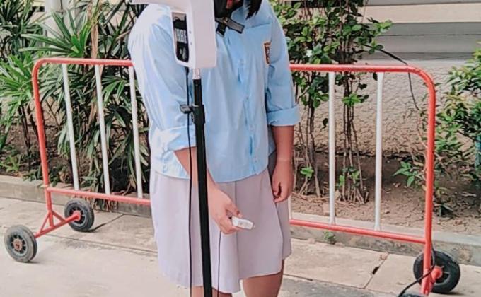 อาสาสมัคร​ตั้งจุดคัดกรองโควิด19