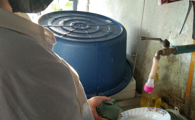 ช่วยแม่ล้างจาน