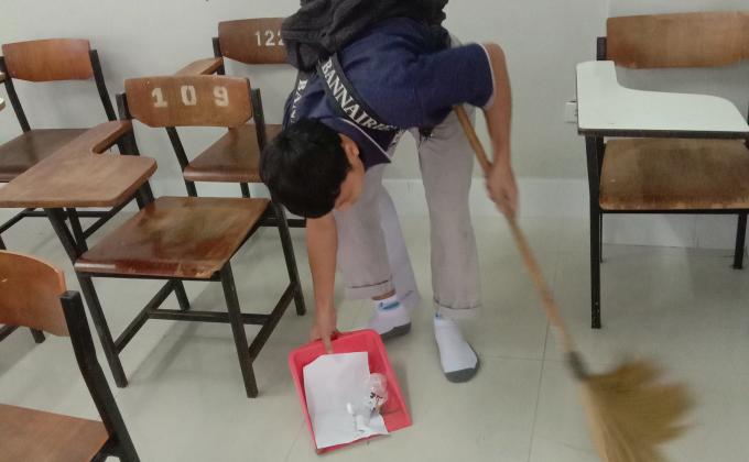 ทำความสะอาดห้องเรียน