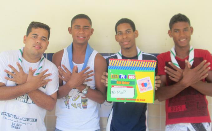 Mensageiros da Paz / Messengers of Peace / Mensajeiros de la Paz