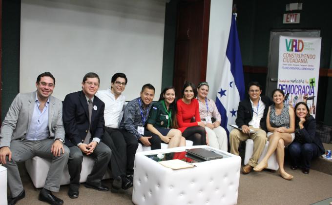 Tu voz joven por la democracia (construyendo ciudadanía)