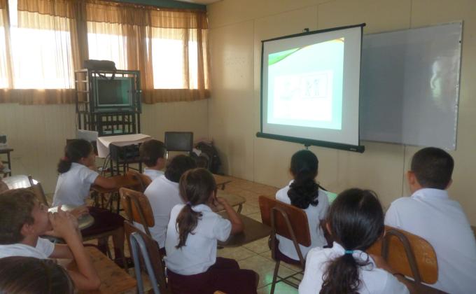 Proyecto/campaña contra el bullying con 5° nivel, 31-10-13