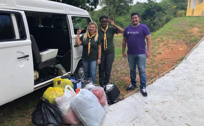 Arrecadação de Roupas