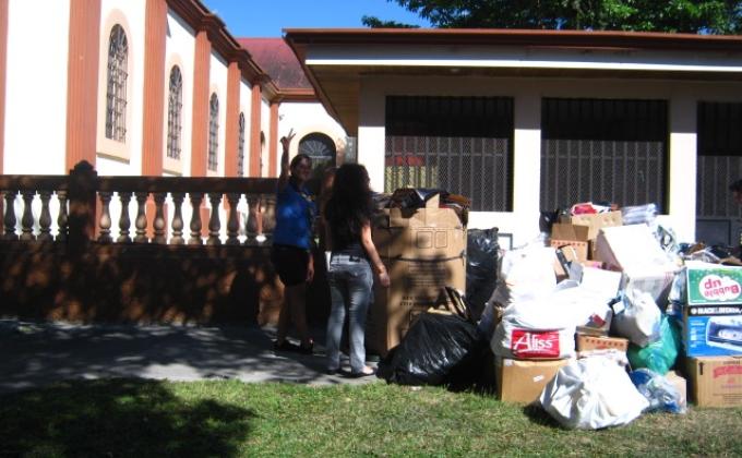 Educando a una comunidad.