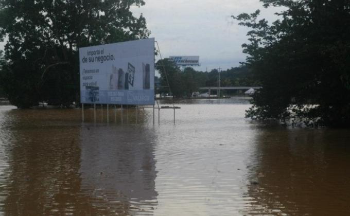 Servicio en áreas inundadas de Panamá Oeste  