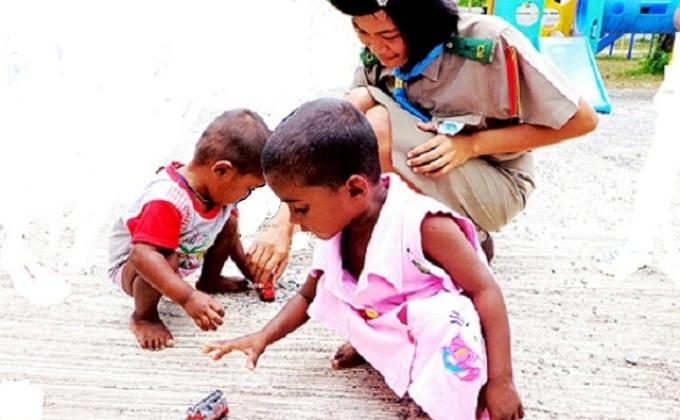 "Thai Scouts help Muslim Rohingya Stateless Illegal Migrants " 