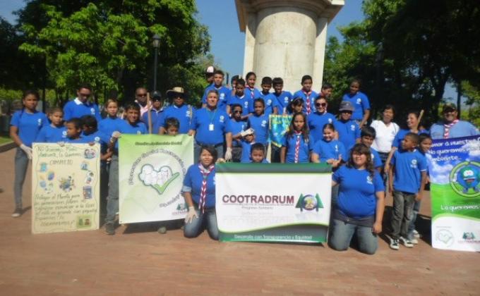 LA PAZ EMPIEZA POR LA LIMPIEZA DE NUESTRO ENTORNO EN SANTAMARTA COLOMBIA