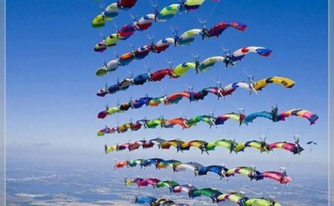 "SALTANDO POR UN SUEÑO" FESTIVAL AEREO