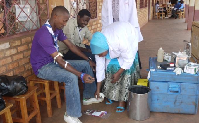 Vous pouvez aussi sauver des vies, juste par un don de SANG!!!!!