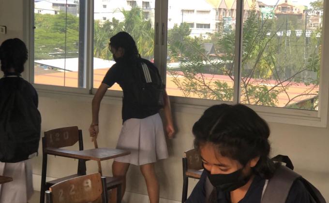 ทำความสะอาดห้องเรียน