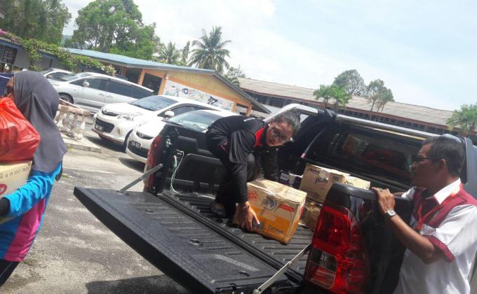 Mari Membantu  Mangsa Bencana