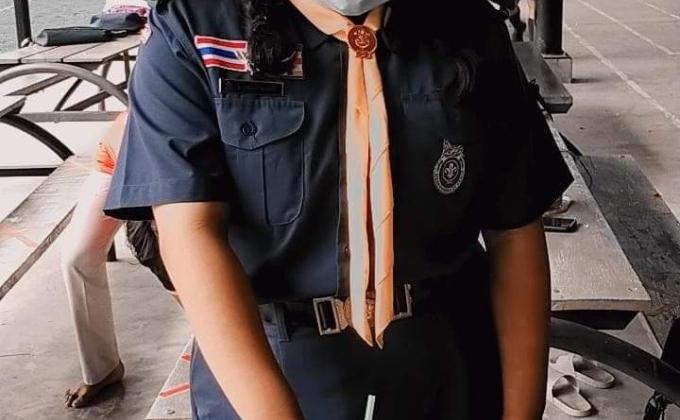 เก็บขยะไปทิ้ง