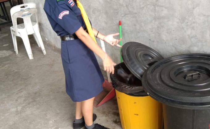 กิจกรรมเก็บขยะในวิทยาลัย