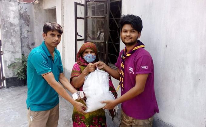 ত্রান সামগ্রী বিতরন কার্যক্রম ২০২০